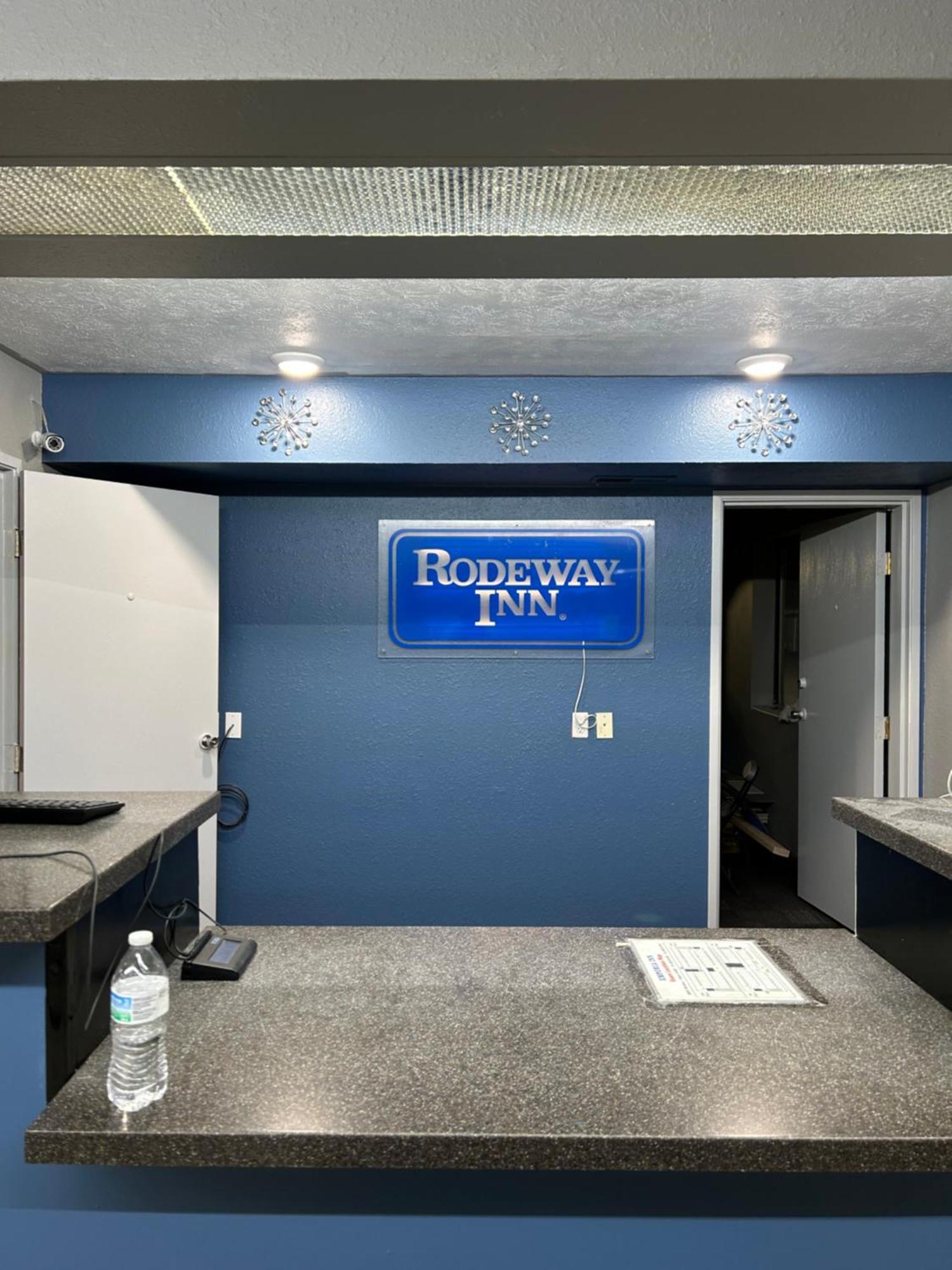 Rodeway Inn Emporia Exterior foto